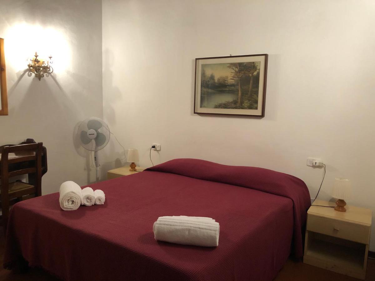 Agriturismo Santa Lorica 사세타 외부 사진