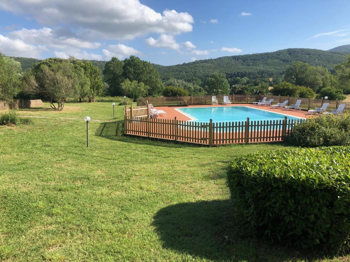 Agriturismo Santa Lorica 사세타 외부 사진