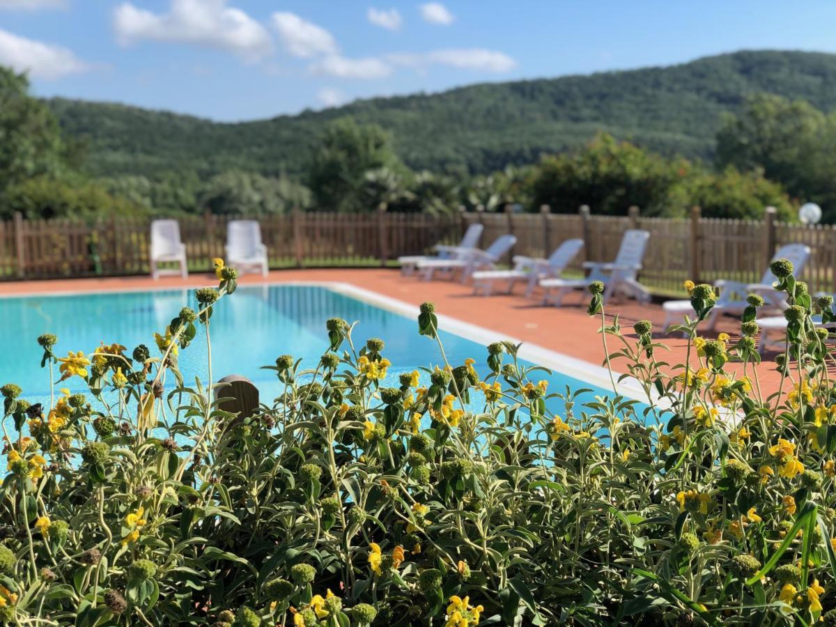 Agriturismo Santa Lorica 사세타 외부 사진